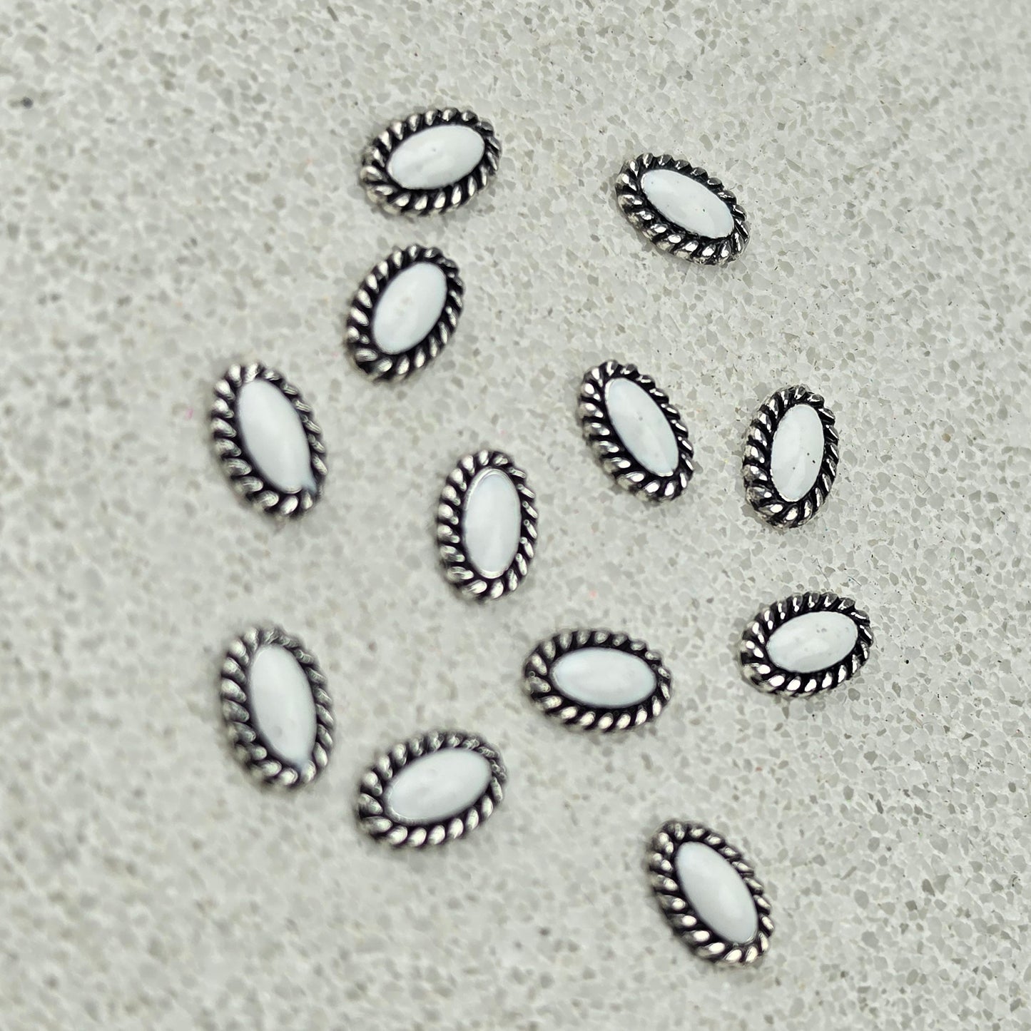Mini oval blanc silver 6x4mm