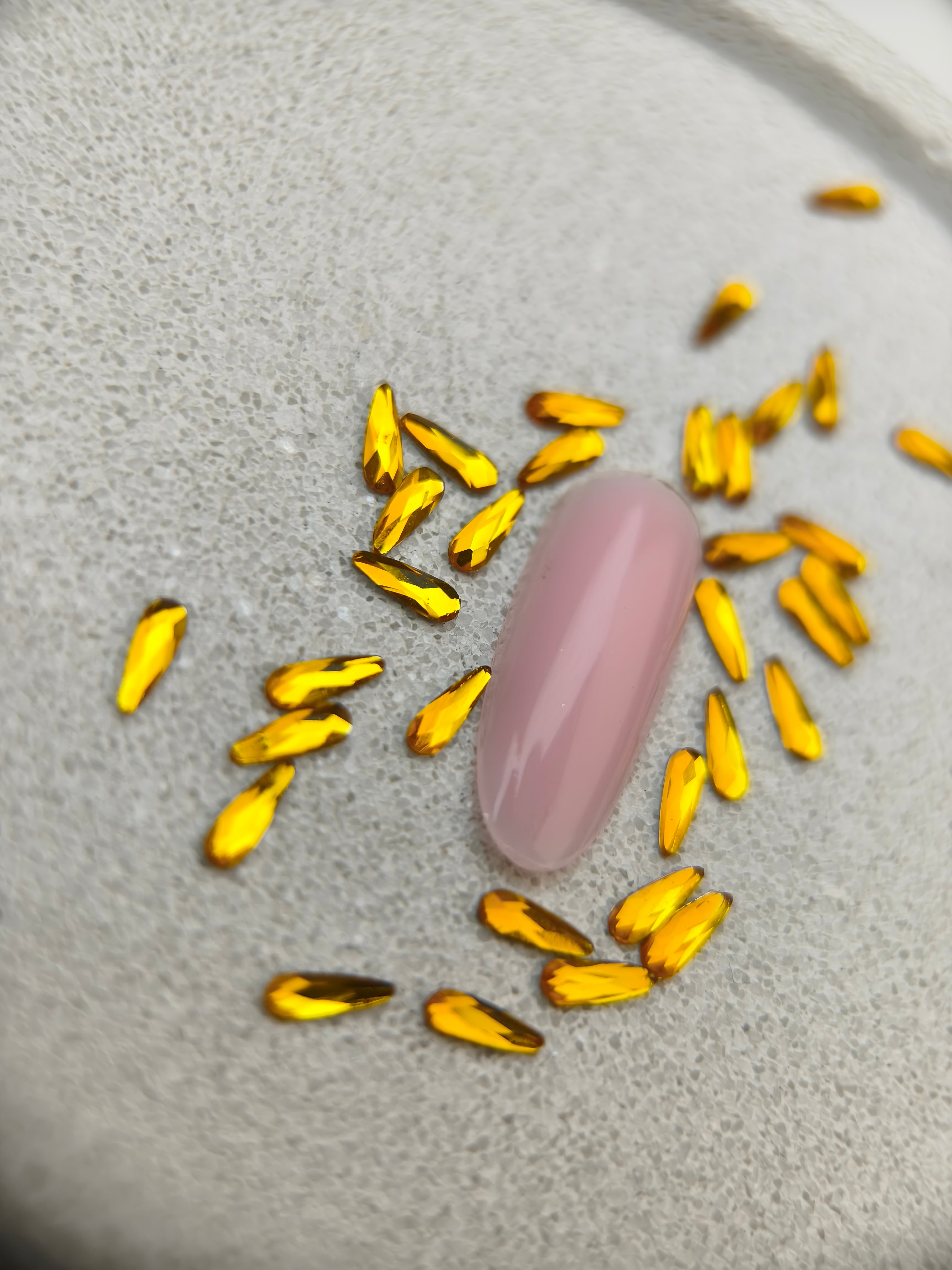 Mini goutte allongé