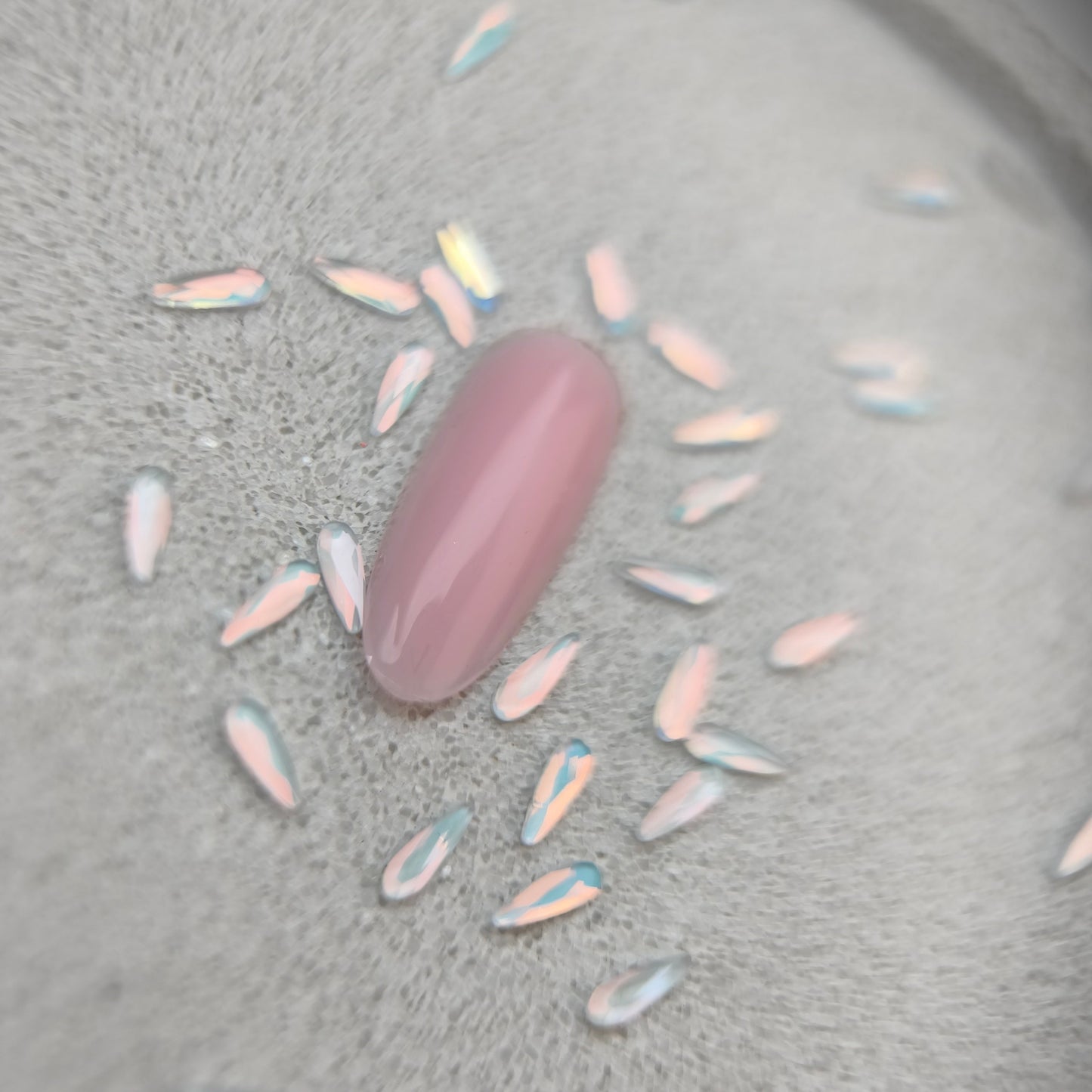 Mini goutte allongé
