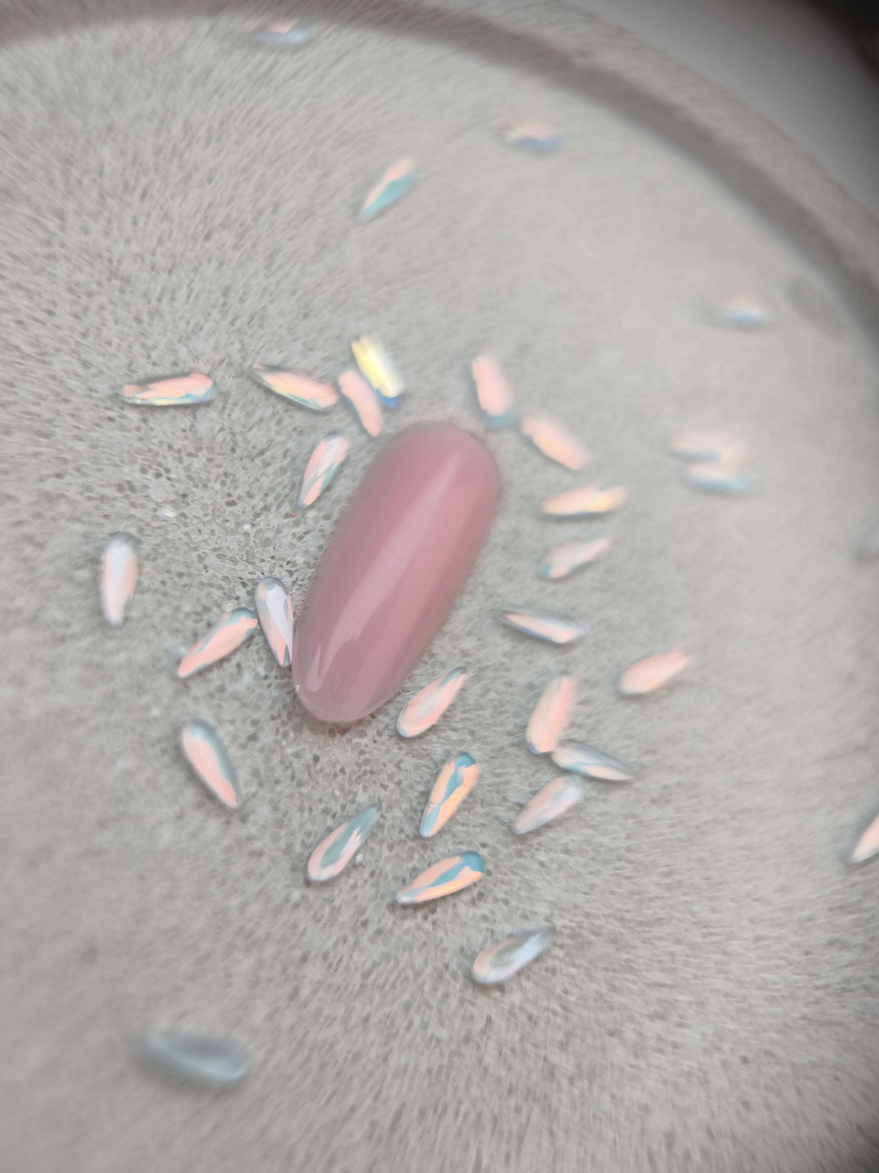 Mini goutte allongé