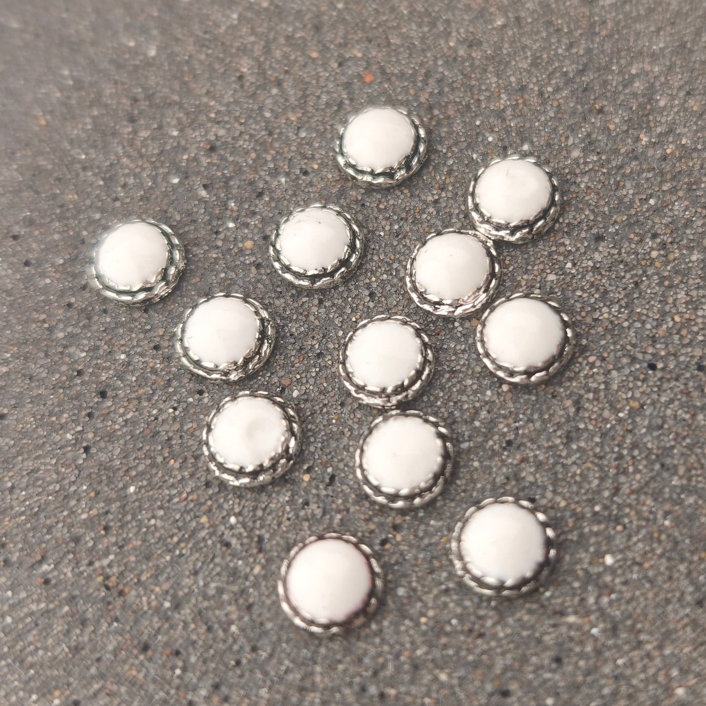 Rond blanc silver 5x5mm