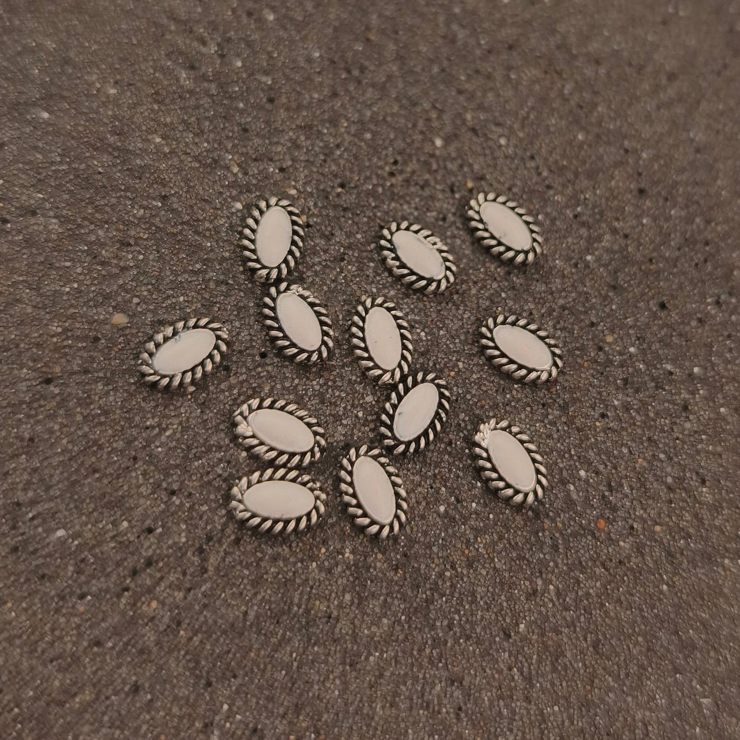 Mini oval blanc silver 6x4mm
