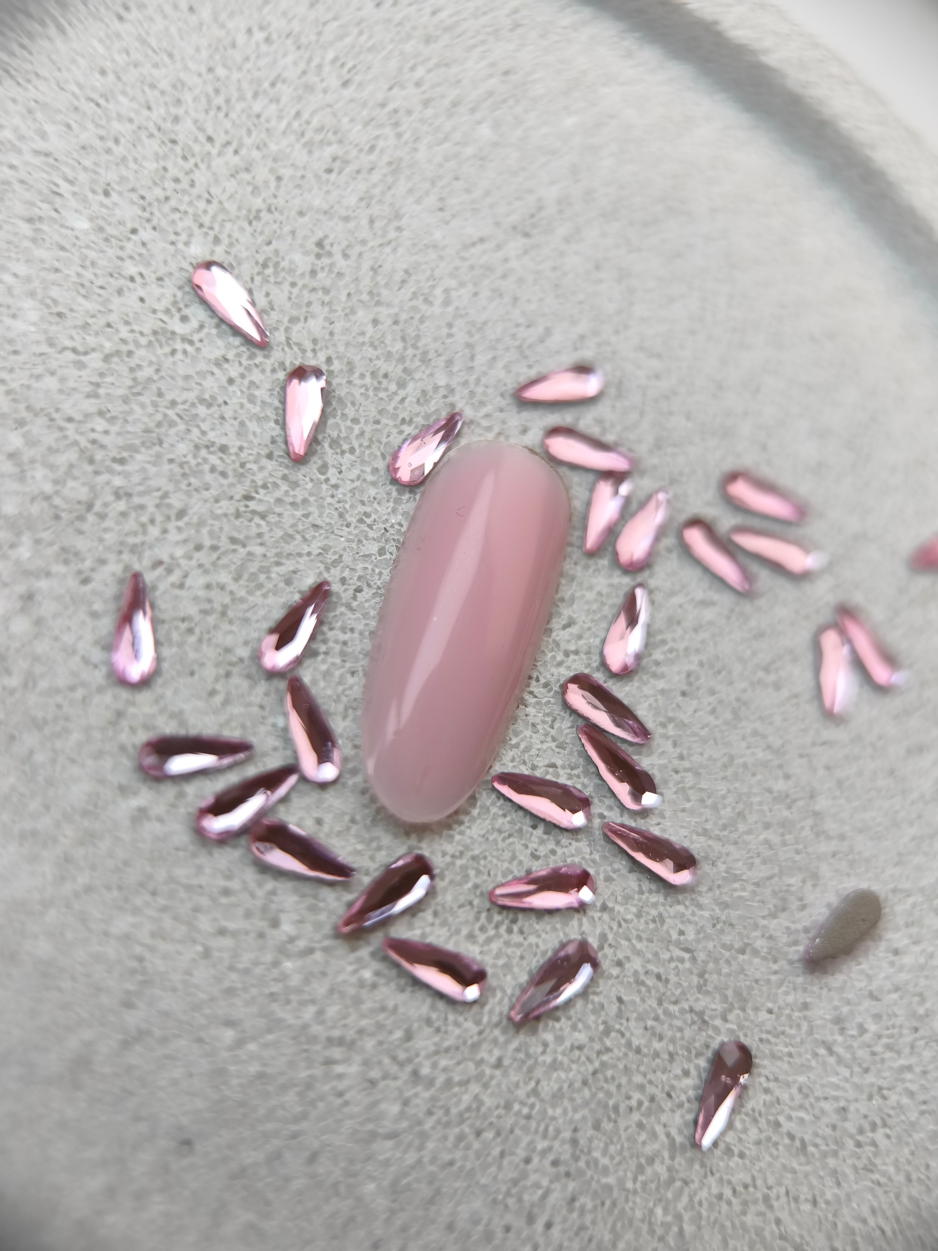 Mini goutte allongé