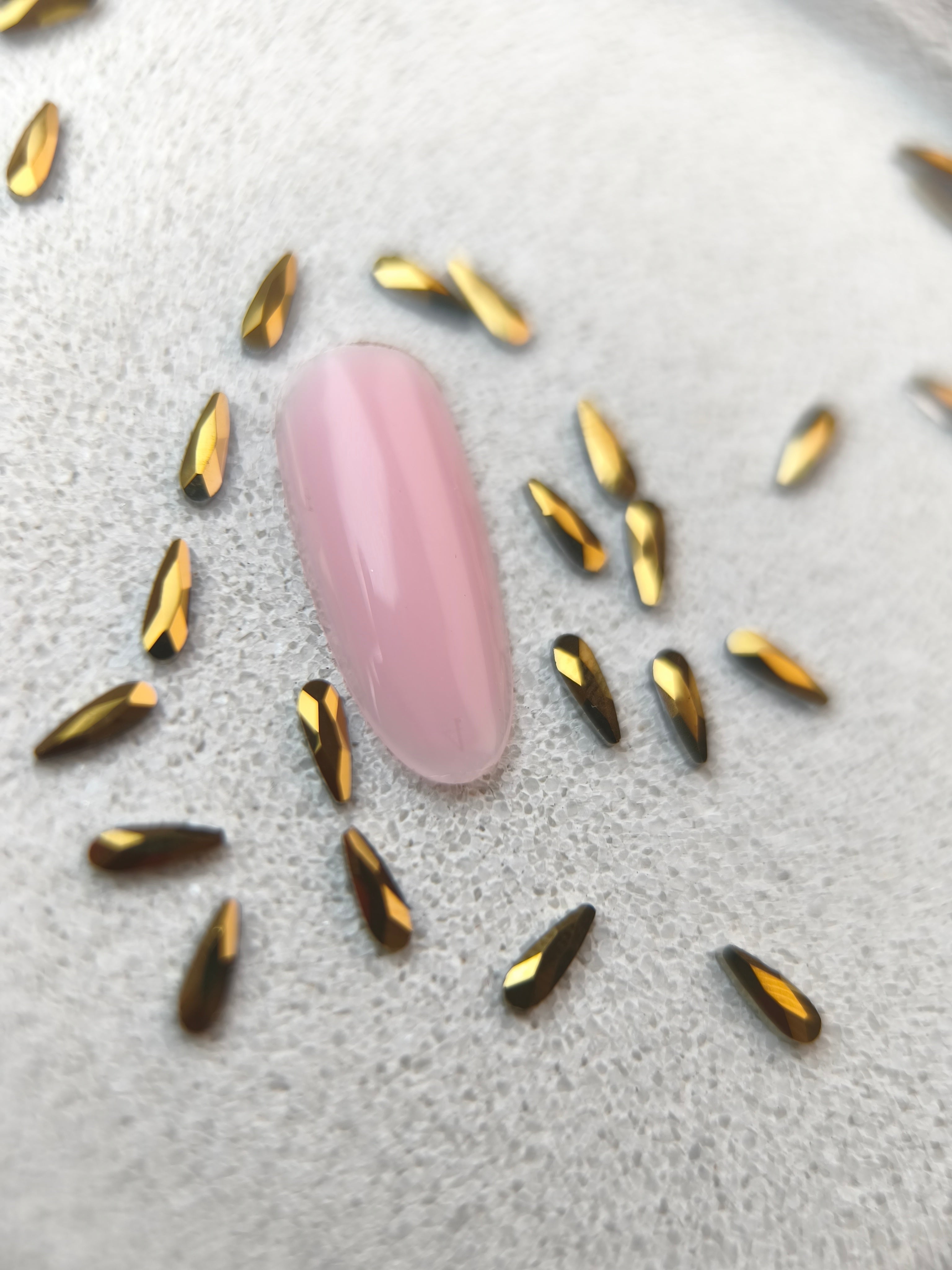 Mini goutte allongé