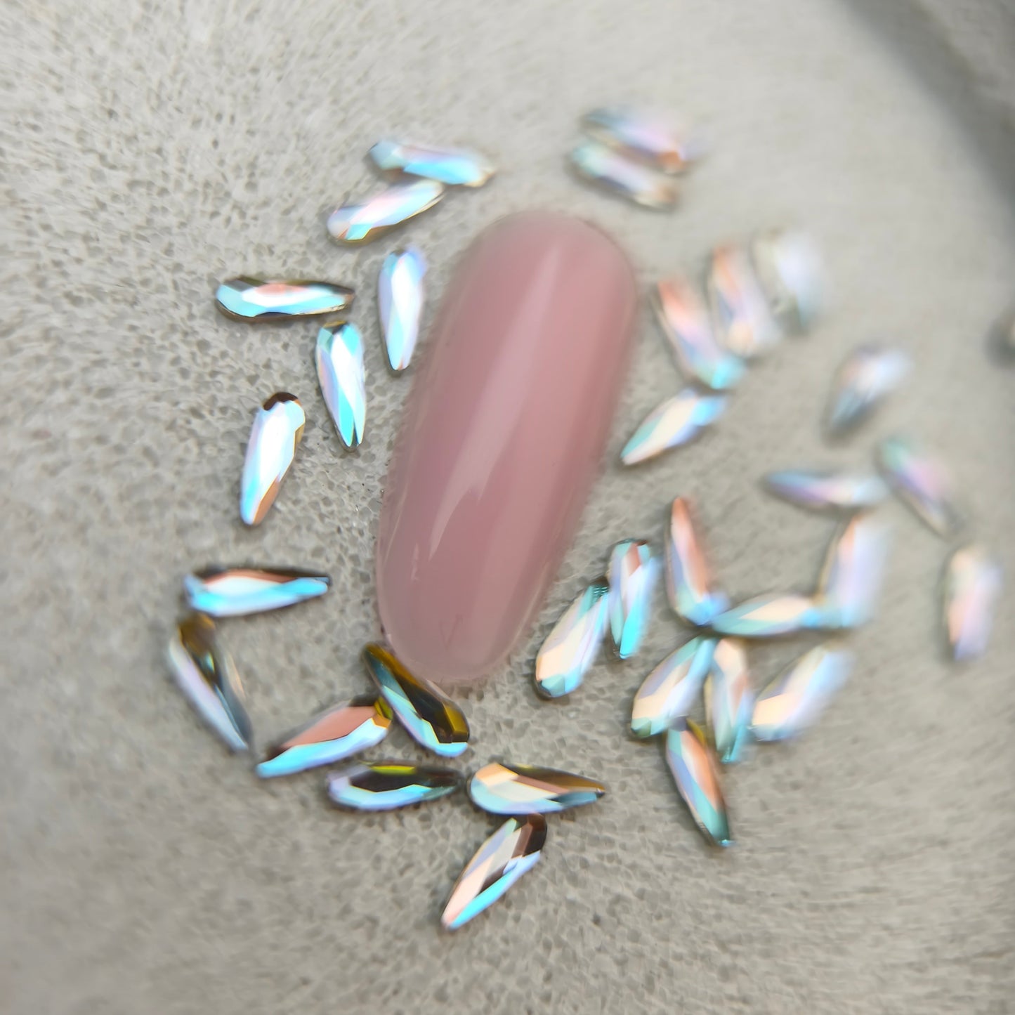 Mini goutte allongé